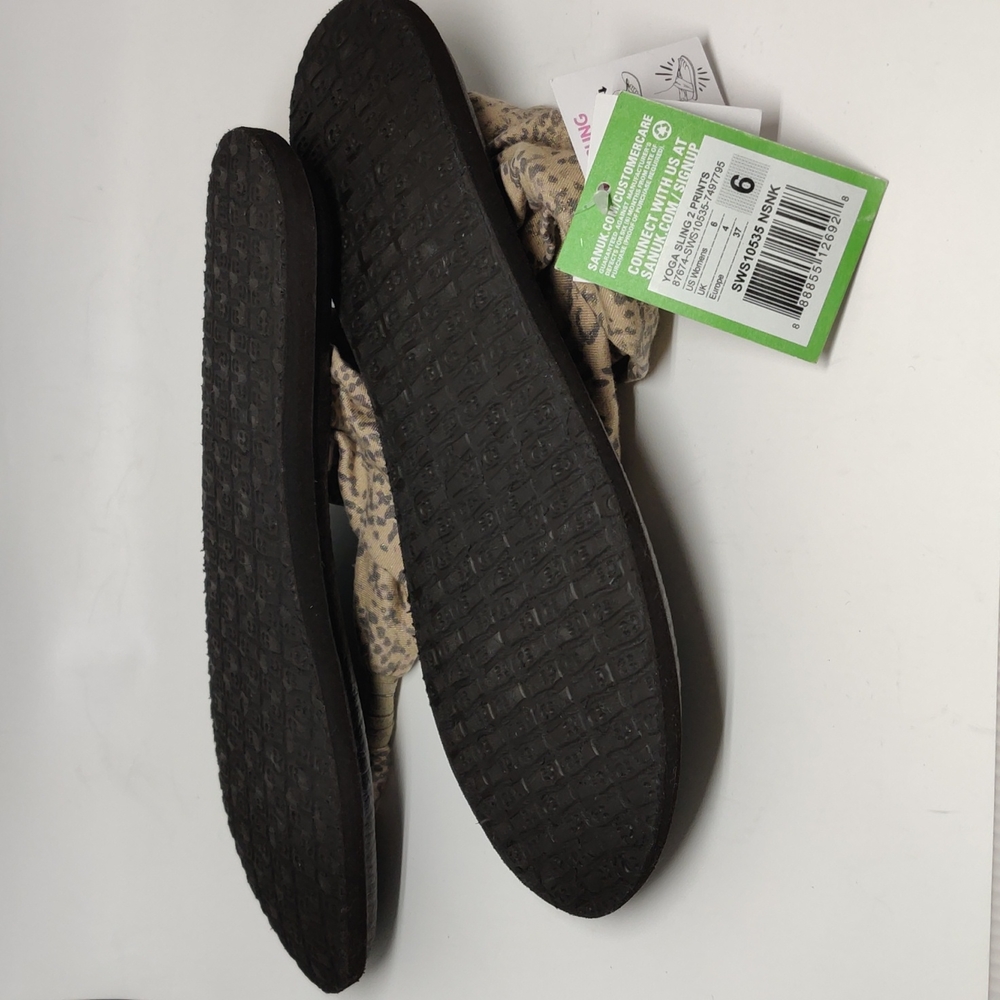 Sanuk Sling Yoga Mat Sandals Sz. 6 - Picture 5 of 7